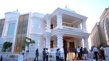 Hindistan Büyükelçisi Dubai'de açılan yeni Hindu tapınağının önemini anlattı
