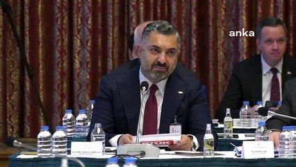 Ebubekir Şahin, bütçe sunumu sırasında protesto edildi: "Sansürcü başkan!"