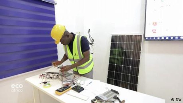Solar mini-grids bring light to rural Nigeria