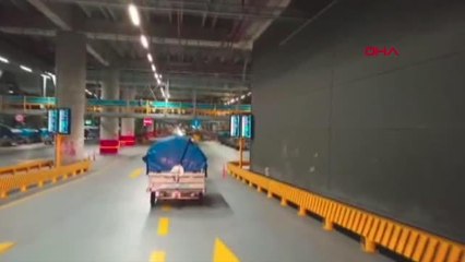 İSTANBUL HAVALİMANI'NDA KEÇEYE EMDİRİLMİŞ MORFİN ELE GEÇİRİLDİ