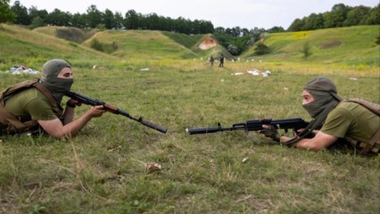 Video: Russische Soldaten beschießen sich gegenseitig