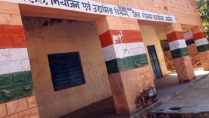 बेरोजगारों को ना रोजगार मिल रहा न भत्ता, बढ़ा संकट