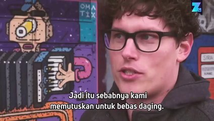 Berpesta di antara Air Seni