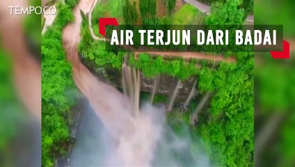 Badai Ini Ubah Banjir Jadi Air Terjun