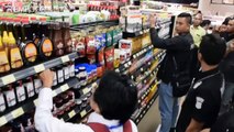 Polres Jakarta Barat Razia Makanan Kedaluwarsa di Supermarket