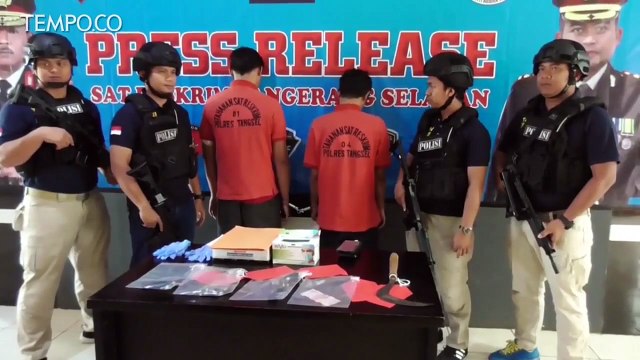 Dua Pemuda Ini Nekat jadi Polisi Gadungan Untuk Memeras