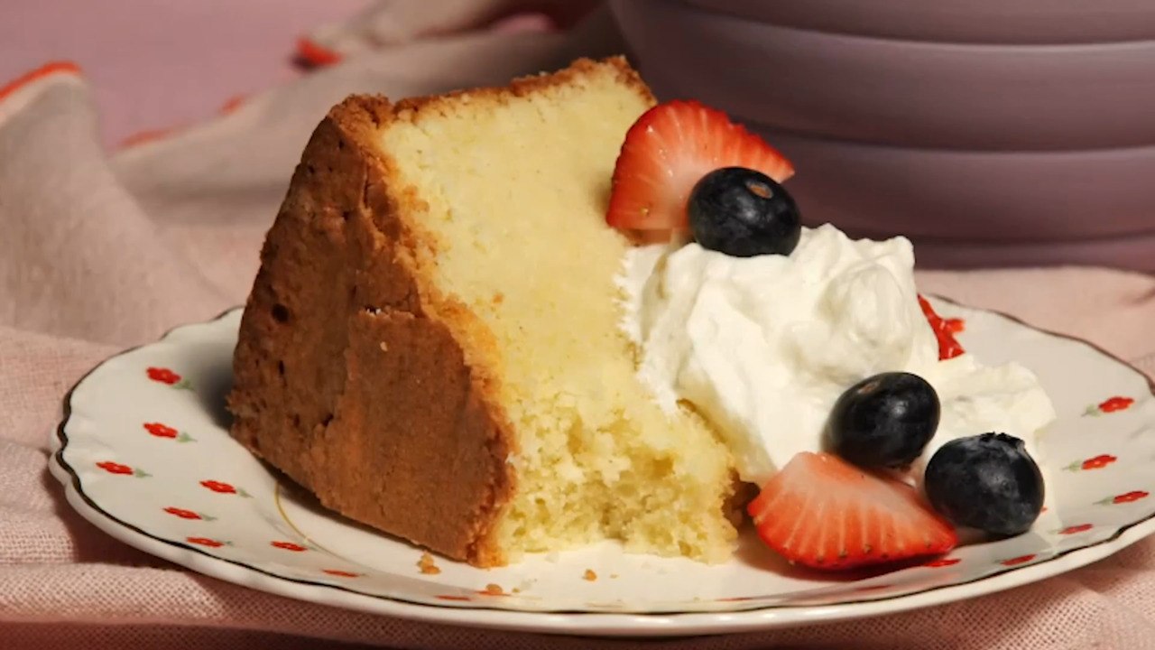 How to Make Homemade Pound Cake