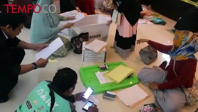 Sulit Cari Paspor, Korban First Travel Punya Cara Menemukannya