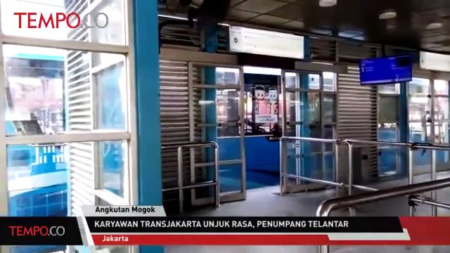 Karyawan Transjakarta Unjuk Rasa, Penumpang Telantar