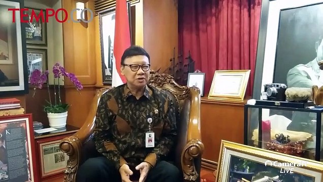 Mendagri Tjahjo Kumolo Menjawab Pertanyaan Netizen soal E-KTP