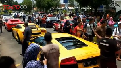 Tepis Anggapan Arogan, Super Car Ajak Tertib Lalu Lintas