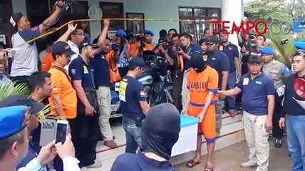Diangkut dengan Barracuda Pengawalan Dimas Kanjeng Ekstraketat
