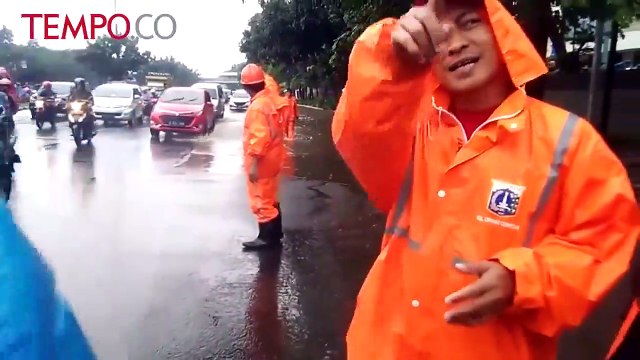 Banjir Di Cawang Dan Daan Mogot Sebabkan Kemacetan Panjang