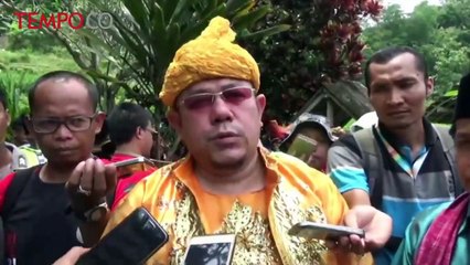 Ratusan Warga Minang Gelar Upacara Adat di Makam Tan Malaka