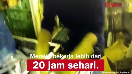 Di Laut Kita Jadi Budak