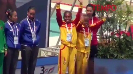 PON XIX: Renang Indah Duet, Yogyakarta Sabet Emas