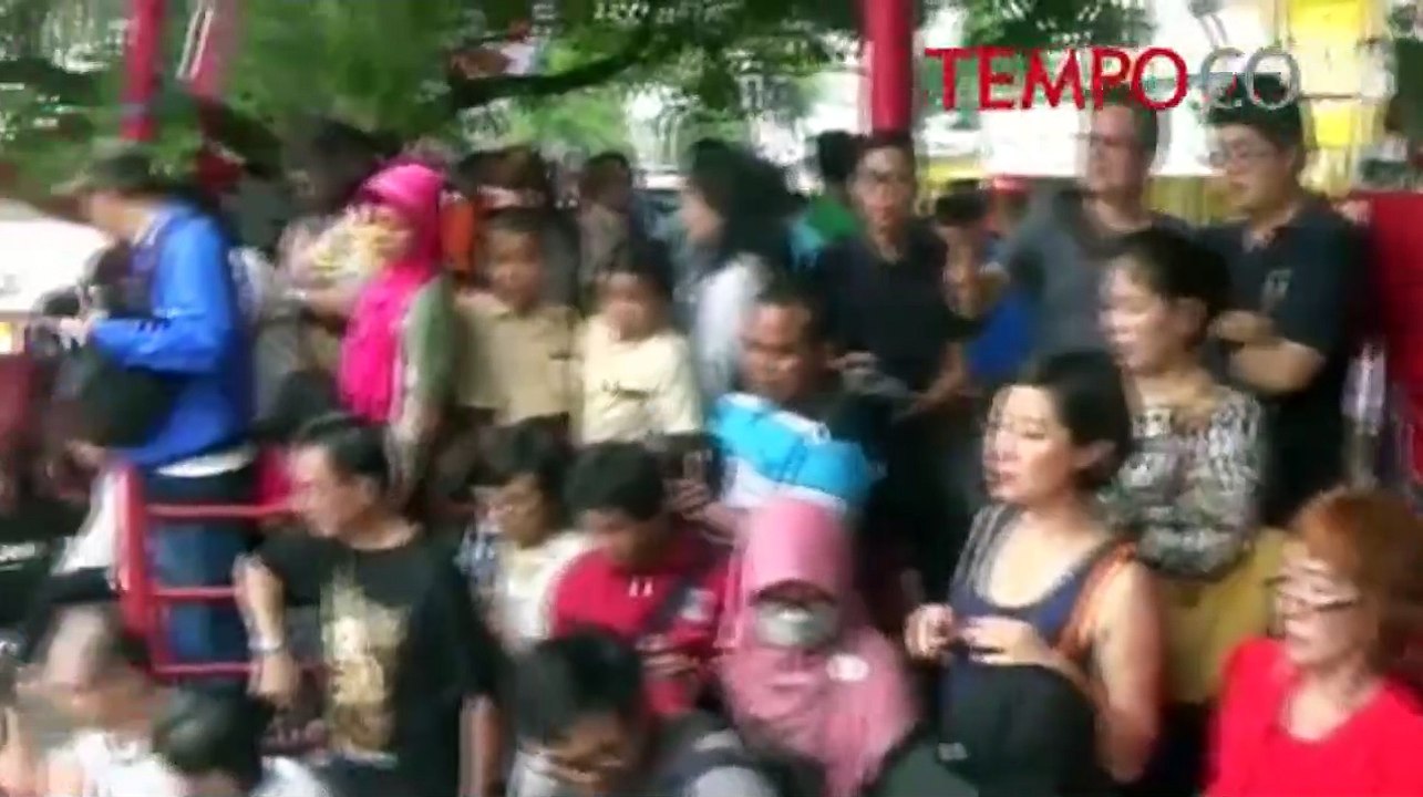 Meriah, Perayaan Pehcun di Kali Cisadane, Ada Atraksi Telur Berdiri