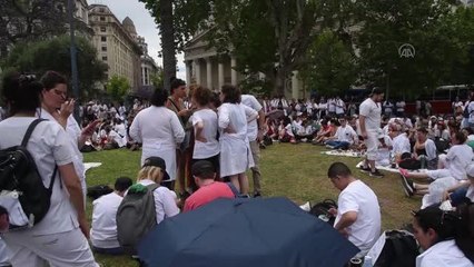 Buenos Aires'te sağlık çalışanlarının protestosu