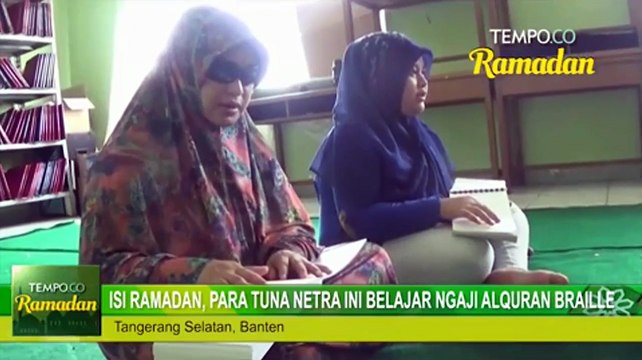 Isi Ramadan, Para Tuna Netra Ini Belajar Ngaji Alquran Braille