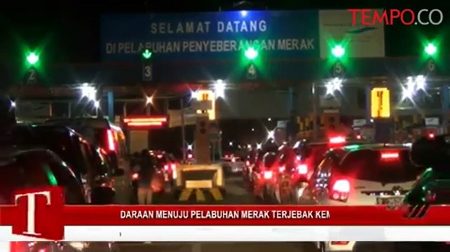 Ribuan Kendaraan Menuju Pelabuhan Merak Terjebak Kemacetan Panjang