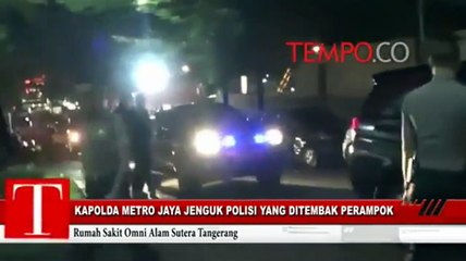 Kapolda Metro Jaya Jenguk Polisi yang Ditembak Perampok
