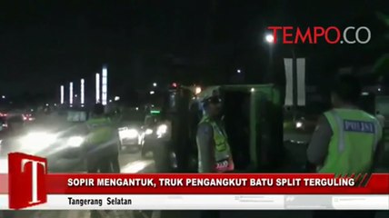 Sopir Mengantuk, Truk Pengangkut Batu Split Terguling