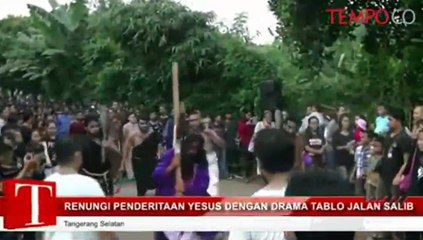 Renungi Penderitaan Yesus dengan Drama Tablo Jalan Salib