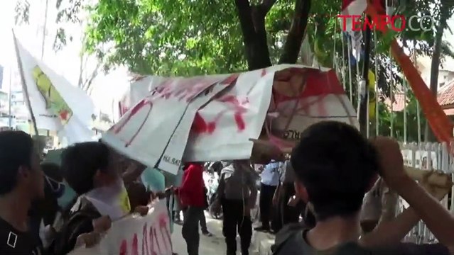 Demo Mahasiswa di Serang Ricuh, 5 Mahasiswa Ditangkap