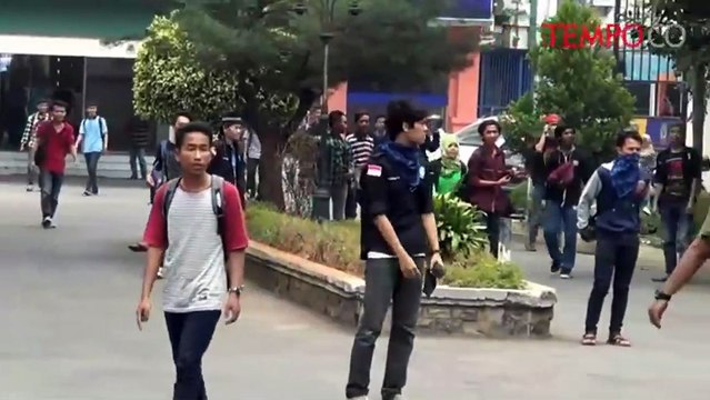 Desak Rano Benahi Banten, Demo Mahasiswa Dibubarkan Paksa