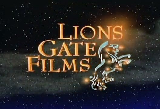 Un Parfum de meurtre Bande-annonce (EN)