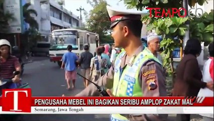 Pengusaha Mebel Ini Bagikan Seribu Amplop Zakat Mal