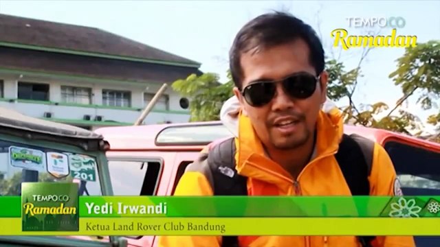 Asyiknya Ngabuburit Keliling Kota Dengan 118 Jip