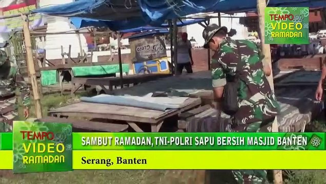Sambut-Ramadan-TNI-Polri-Sapu-Bersih-Masjid-Banten.flv