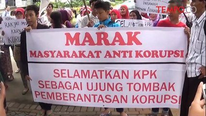 KPK-Akan-Selidiki-Teror-yang-Diterima-Penyidik.flv