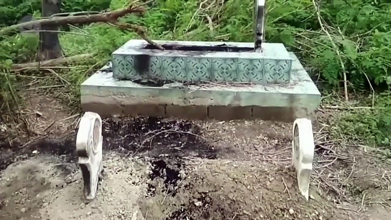Viral Aksi Pembakaran dan Perusakan Makam di TPU Resahkan Warga