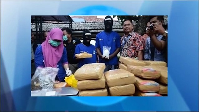 150407-PEMERINTAH-KESULITAN-EVAKUASI-89-WNI-DI-ADENmovOutput1.flv