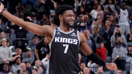 Dunk of the Night: Chimezie Metu