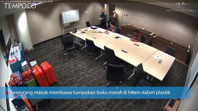 Detik-detik Perusakan Barang Bukti Buku Merah