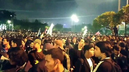 LIVE: Demo Mahasiswa Tolak Revisi UU KPK dan RUU Kontroversial di Gedung DPR