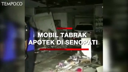 Kronologi Kecelakaan Mobil Tabrak Apotek di Senopati