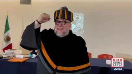 Entregan Honoris Causa a Guillermo del Toro