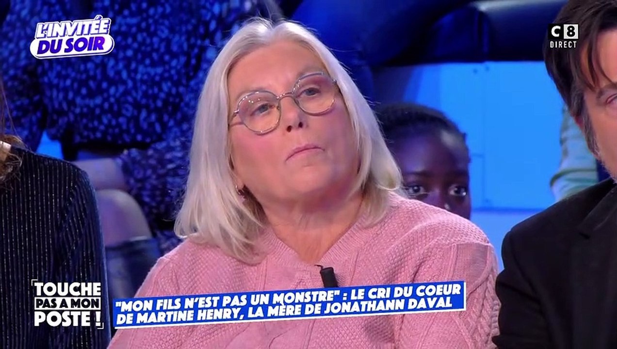 La mère de Jonathann Daval, Martine Henry, s'est exprimée dans "Touche pas à mon poste" sur la détention de son fils et la révélation de son homosexualité présumée