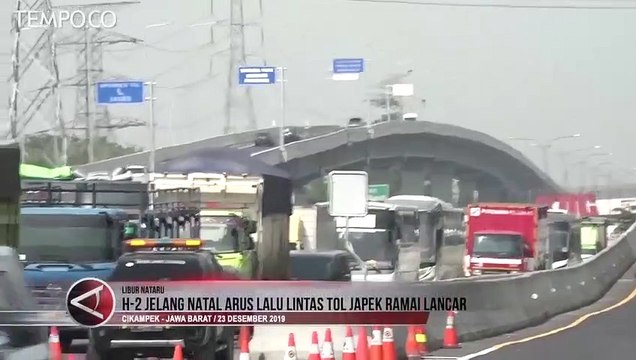 Begini Suasana Arus Lalu Lintas Tol Japek Menjelang Natal