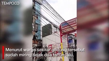 Gedung Roboh di Slipi, Saksi Sebut Sudah Miring Dua Tahun Lalu