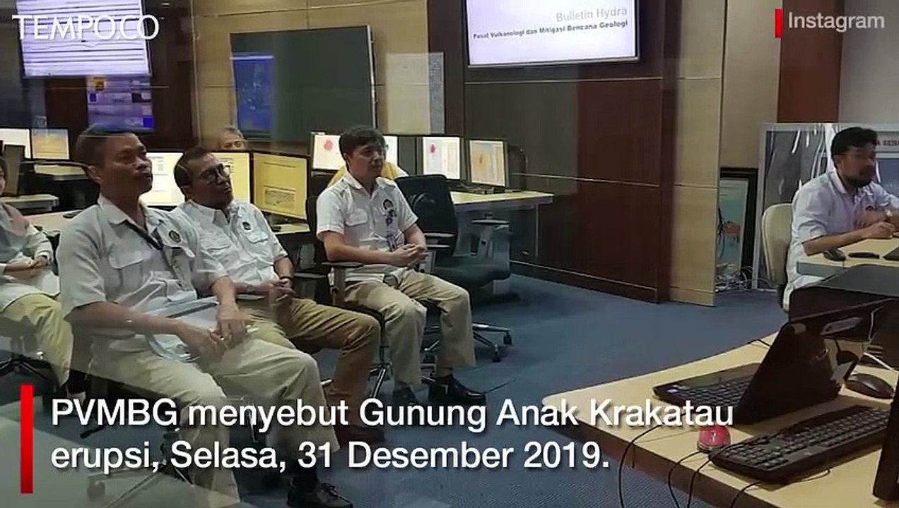 Detik-detik Anak Gunung Krakatau Erupsi