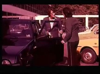 Sauve qui peut (la vie) Bande-annonce (EN)