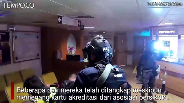 Polisi Hong Kong Serbu Kampus, Jurnalis Mahasiswa Ditangkapi