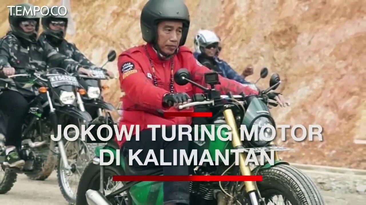 Jokowi Turing Naik Motor Jajal Jalan Perbatasan di Kalimantan