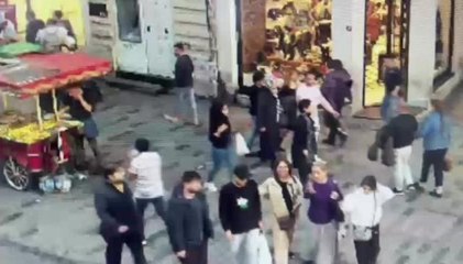 Download Video: Taksim Bombacısı Ahlam Albashir'in Keşif Görüntüleri Ortaya Çıktı. Saldırgan Keşfe de Kırmızı Gülle Gelmiş