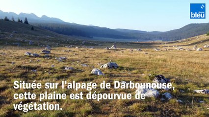 Vercors - Darbounouse,_la_plaine_aux_cailloux